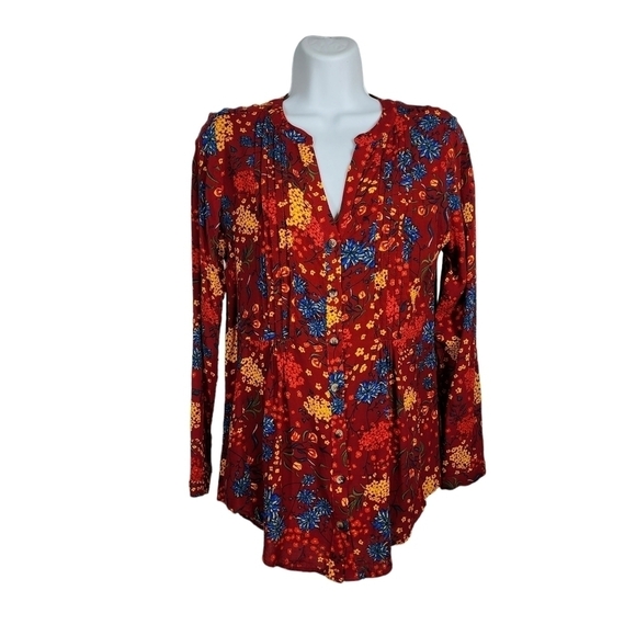 MAEVE V-NECK FLORAL TOP - Picture 1 of 9